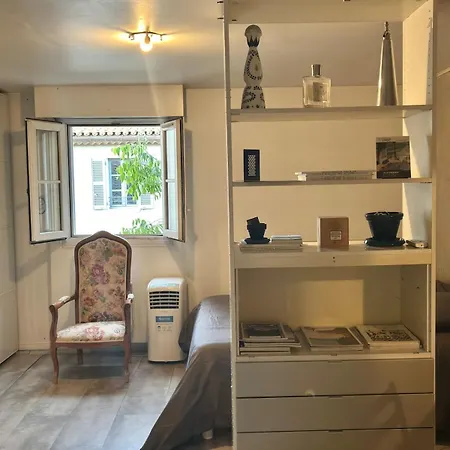 Apartment - Port & Lices Walkable - Parking